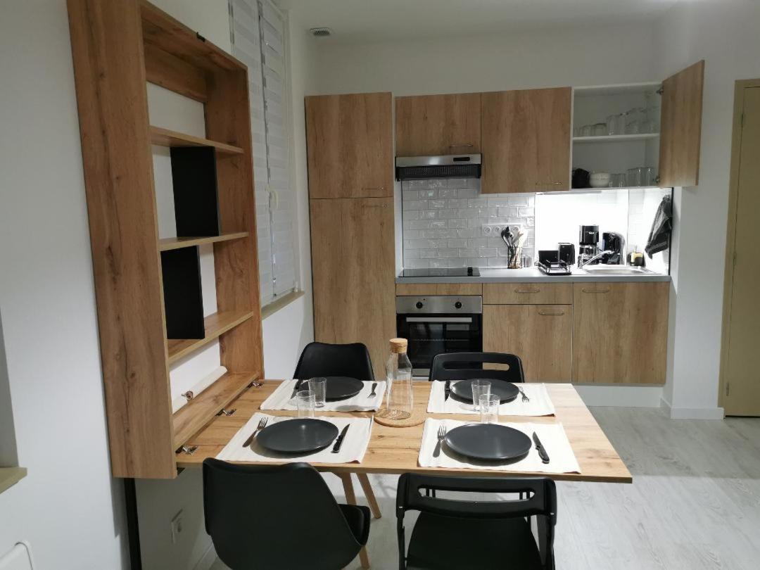 La Monaco Du Nord Apartment Granville Bagian luar foto