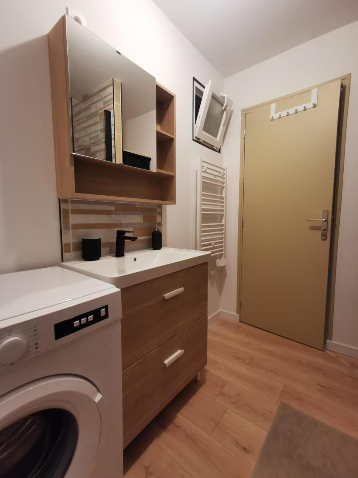 La Monaco Du Nord Apartment Granville Bagian luar foto